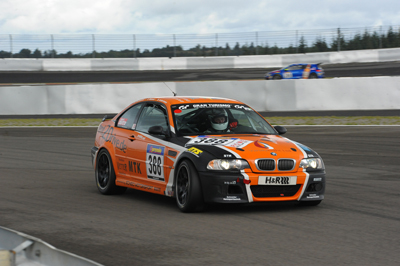 Read more about the article rent2Drive-racing weiterhin vom Pech verfolgt